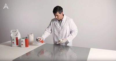 Video - Release agents application with spray